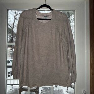 Old Navy Light Cream Crewneck Sweater